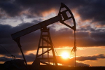 Сенатор США заявил о желании Трампа наказать покупателей российской нефти