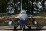       F-16