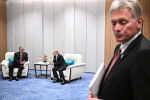 «Стоит рядом и ленится». Путин пошутил о ленивом Пескове и оценил чувство юмора Трампа. Что еще он рассказал про поездку в Китай?