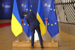 Киев и ЕС обвинили в нежелании искать мирные развязки кризиса